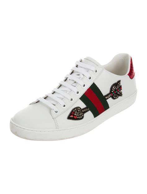 gucci arrow trainers